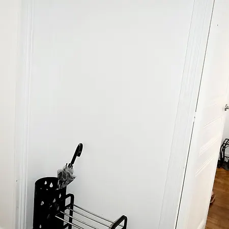 Oda ve Kahvaltı Cdh Lantiez *